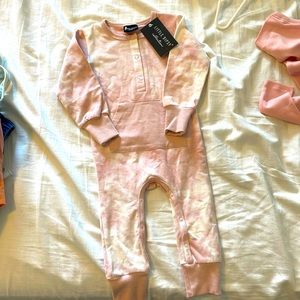 Little Bipsy NWT 9-12 one piece tie-dye pink button snap